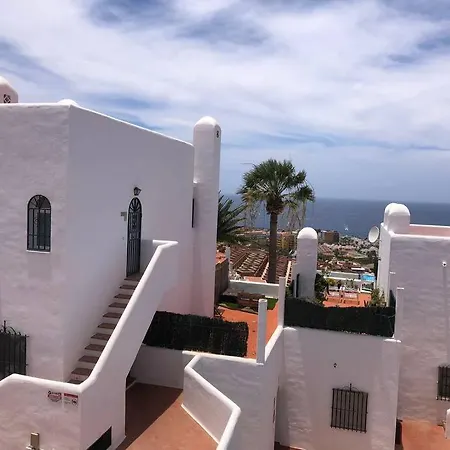 Birgitt En Aloha Garden Con Vista Mar Y Piscina Daire