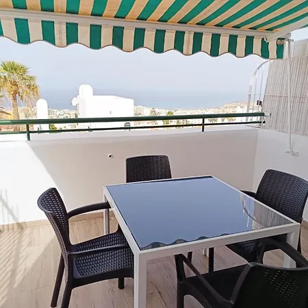Birgitt En Aloha Garden Con Vista Mar Y Piscina Apartmán *